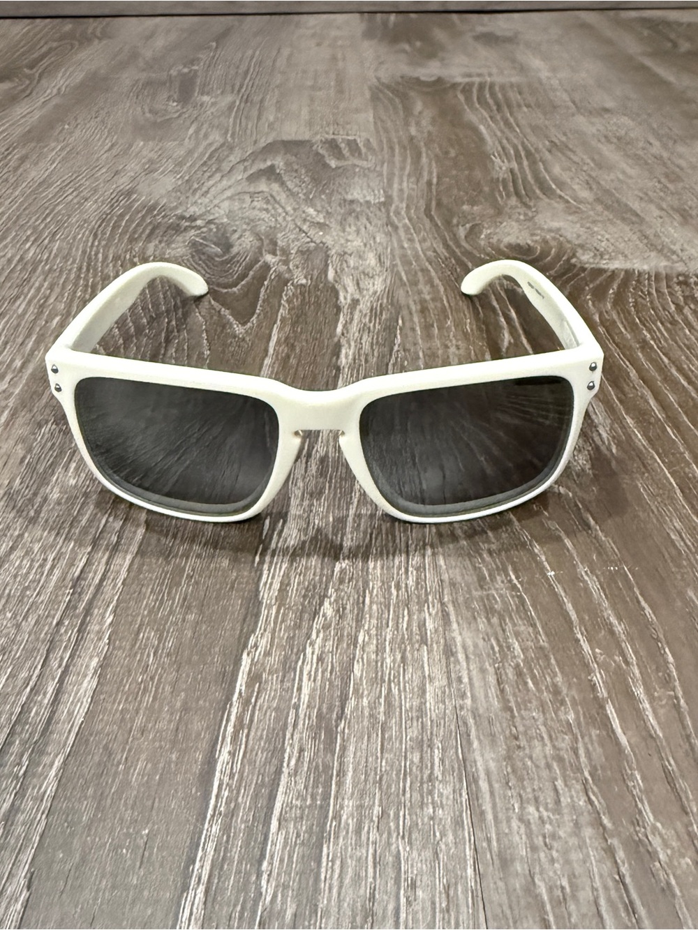 Oakley White Holbrook Polarized Sunglasses - Picture 2 of 8